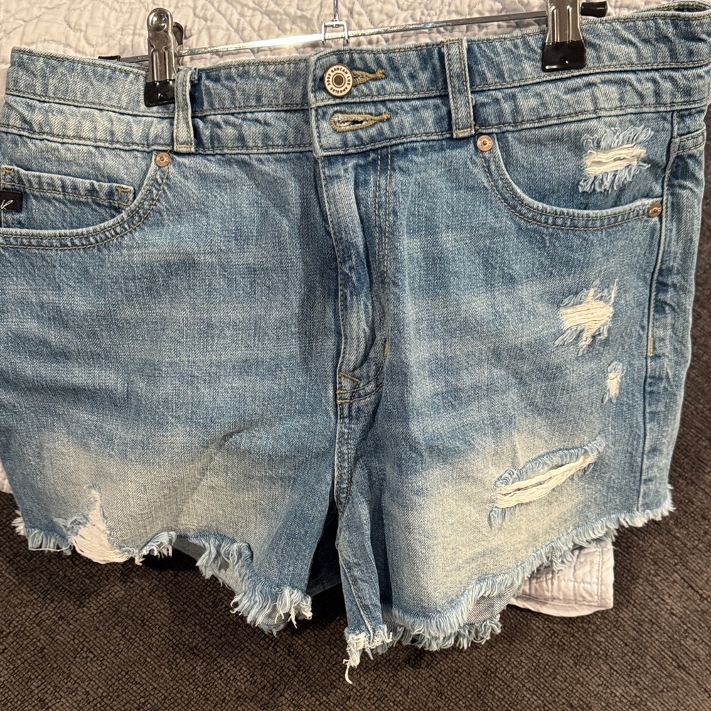 KanCan Light Blue Distressed Jean Shorts - Picture 1 of 4